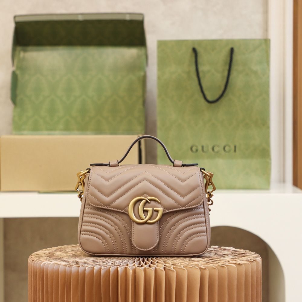 Gucci Marmont Classic Messenger Bag