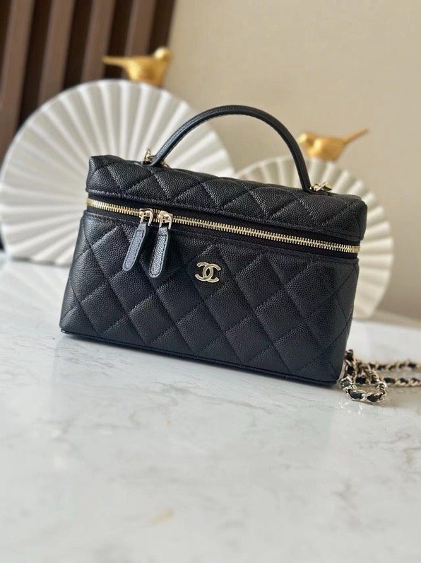 Chanel LP Box Bag 19cm