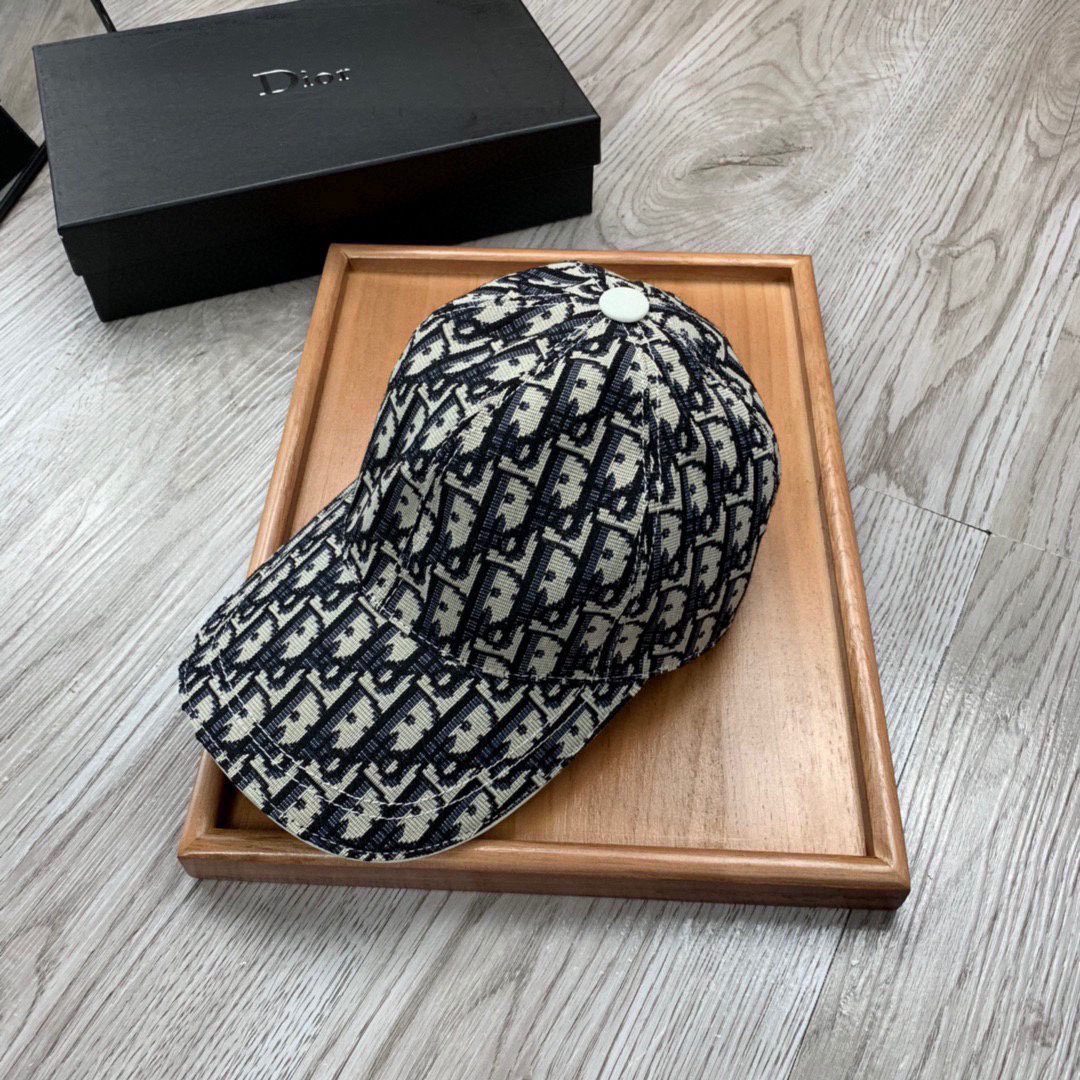 Chanel Foldable Straw Hat Hand Crochet