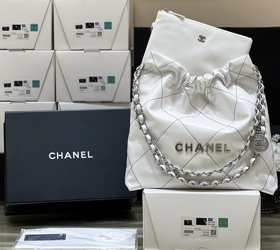 Chanel 22 Bag White With Black Stitching