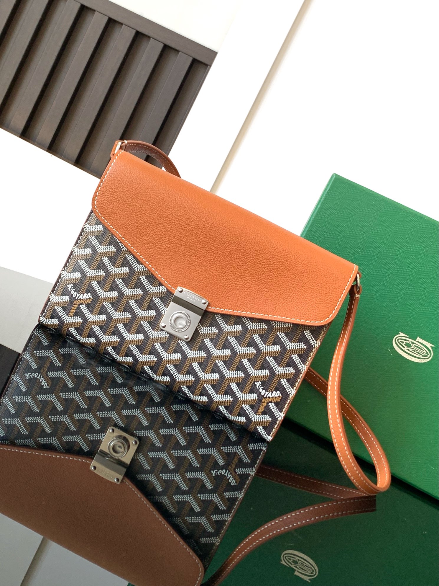 Goyard Chypre Crossbody Bag 21×4×16cm