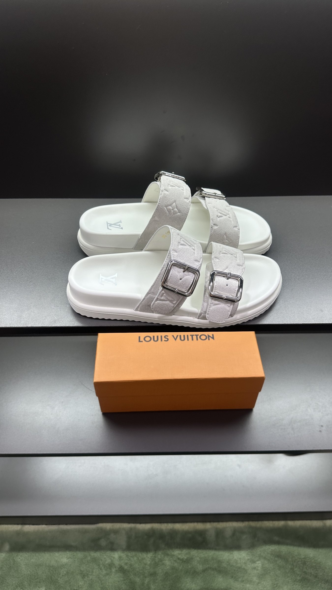 Louis Vuitton Men's Slide Sandals