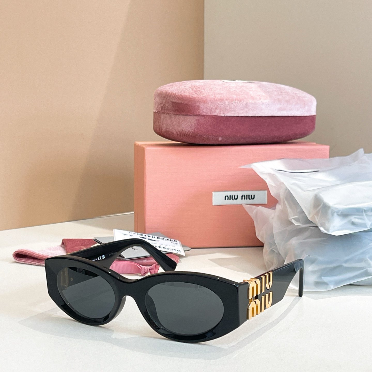 Miu Miu SMU 11W Eyeglasses