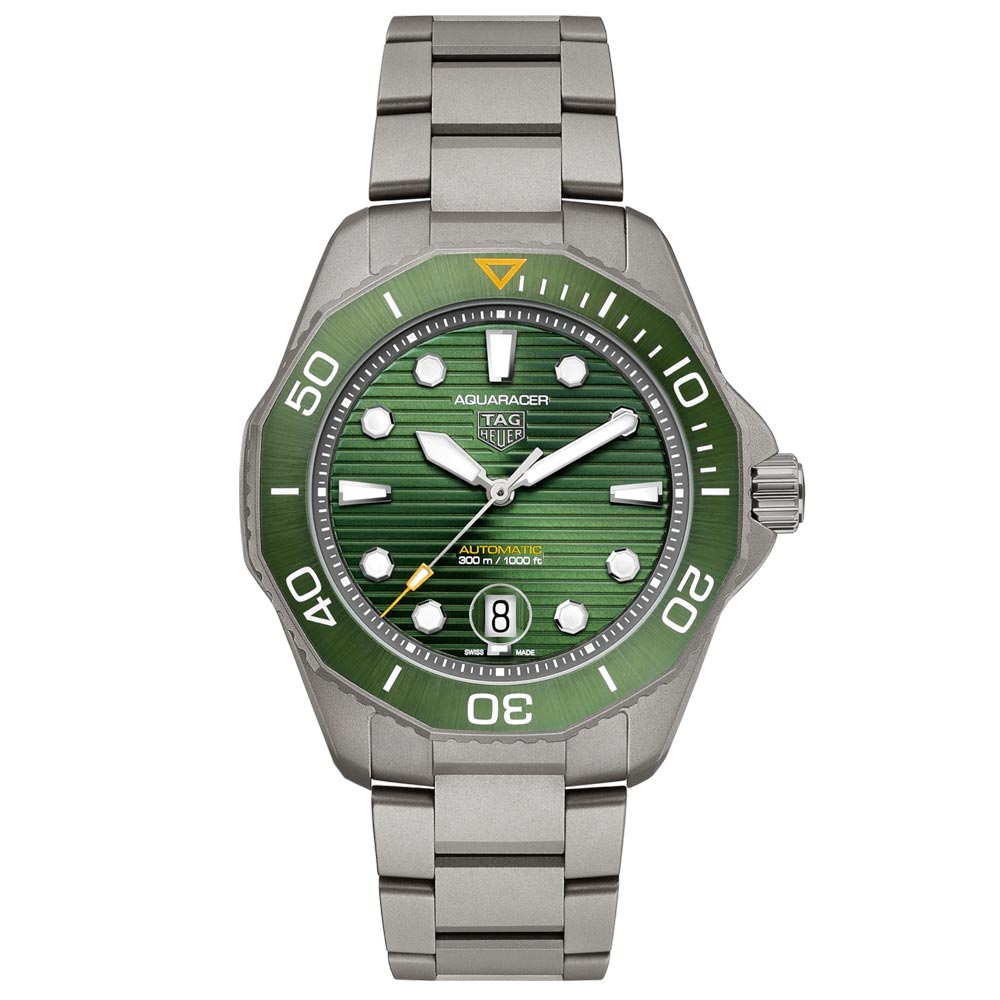 TAG Heuer Aquaracer Professional 300 Green Dial 43mm Titanium Automatic Gents Watch WBP208B BF0631